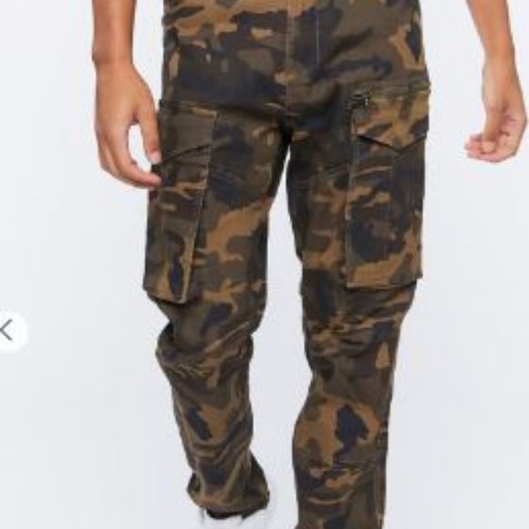 Forever 21 Other - Forever 21 Men Utility Camoflauge Cargo Pants 29